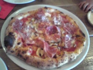 ピッツァリーヴァのピザ